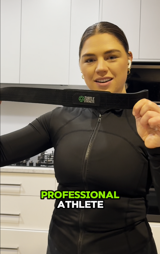 Professional Athlete uses Turtle Strength Lifting Straps